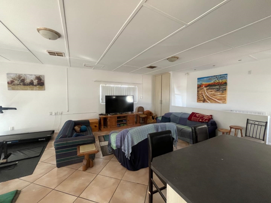 5 Bedroom Property for Sale in Blydeville Northern Cape